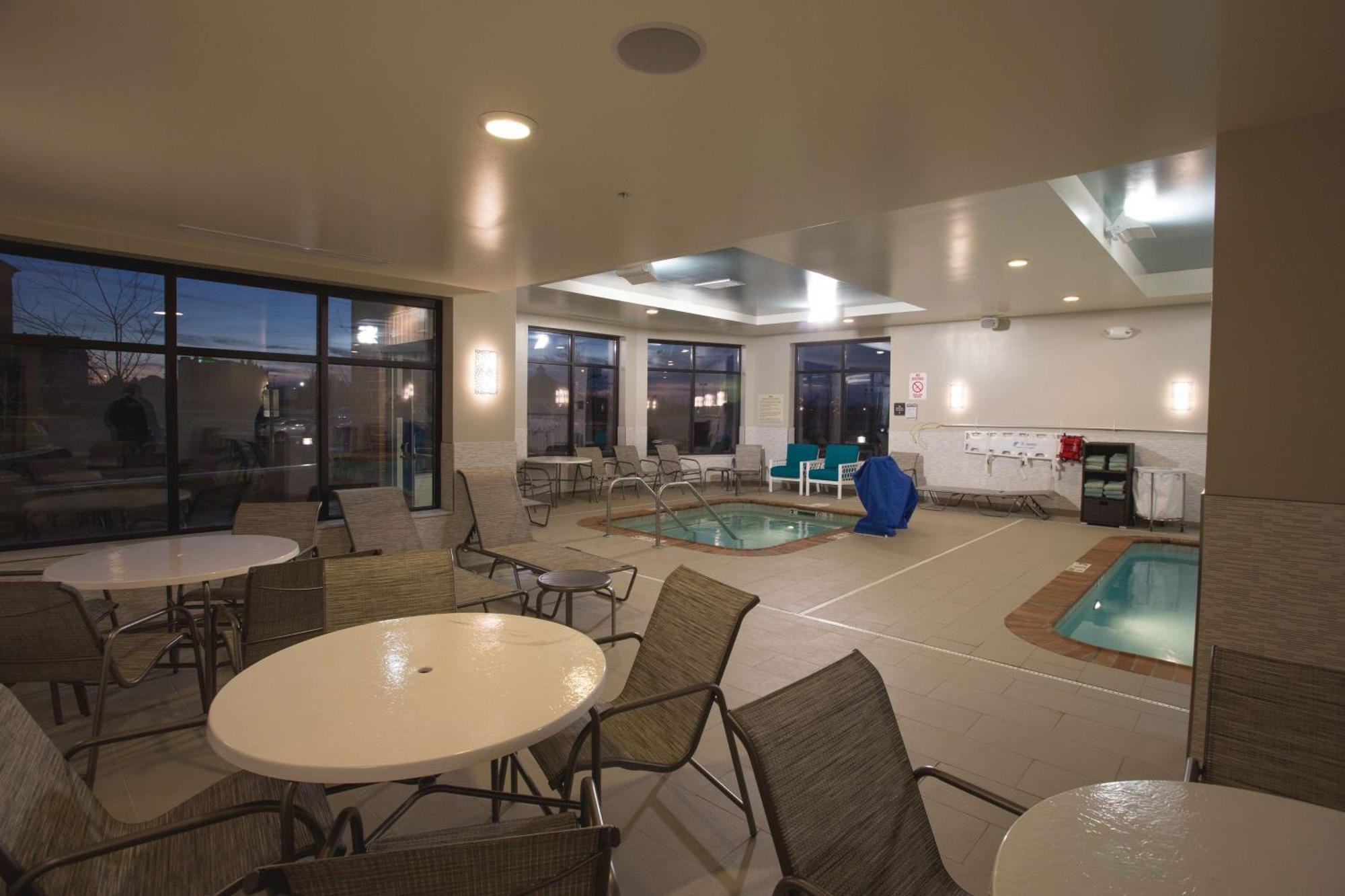 Hilton Garden Inn Bolingbrook I-55 Kültér fotó